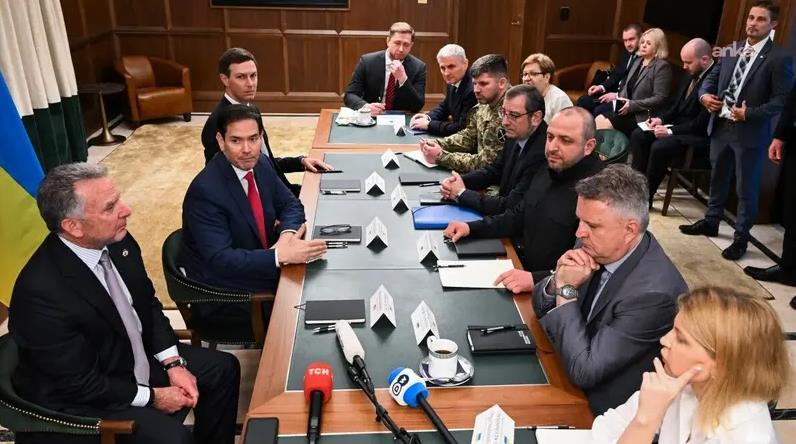 ABD destekli Rusya-Ukrayna barış görüşmeleri devam ediyor
