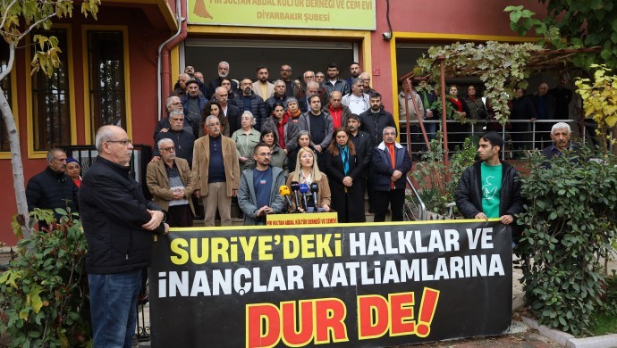 Suriye’de Alevilere yönelik saldırılar Diyarbakır’da protesto edildi