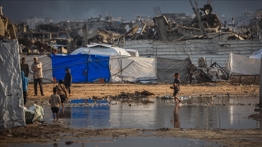 Gazze’de Byron Fırtınası: Binlerce çadır sular altında