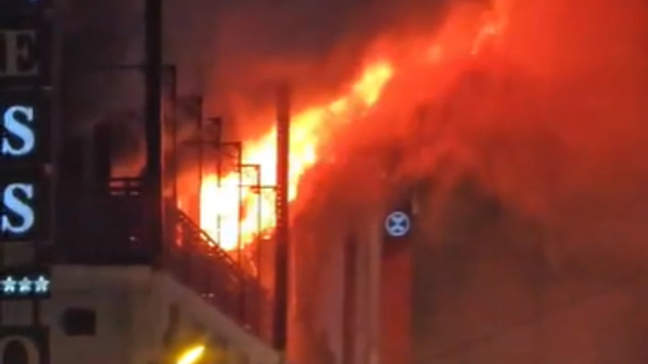 Van’da otel yangını kontrol altına alındı