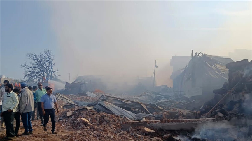 Hindistan’da gece kulübü yangını: En az 23 ölü