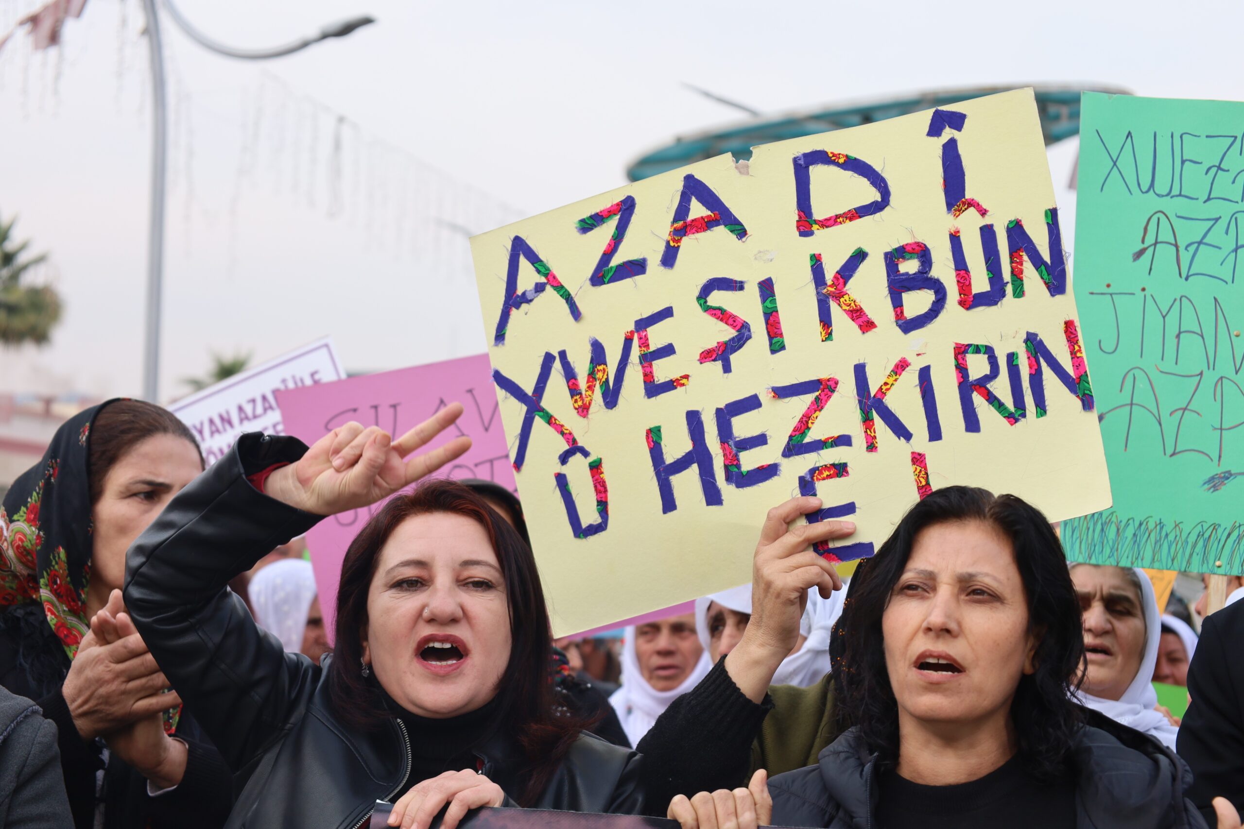 Halep’teki saldırılara karşı birçok kentte eş zamanlı eylem çağrısı