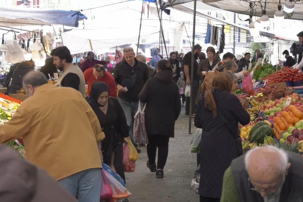 DİSK-AR: Asgari ücrete yapılan 5 bin 971 lira zam enflasyon farkını bile karşılamadı