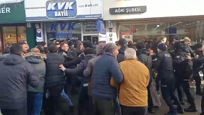 Ağrı’daki protestoya polis müdahalesi: 20 kişi gözaltına alındı