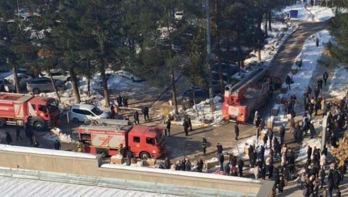 Dicle Üniversitesi Hastanesi’nde yangın: Tedbir amaçlı tahliye edildi