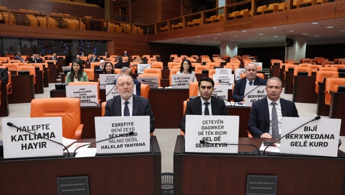 Meclis Genel Kurulu’nda ‘Halep’ protestosu