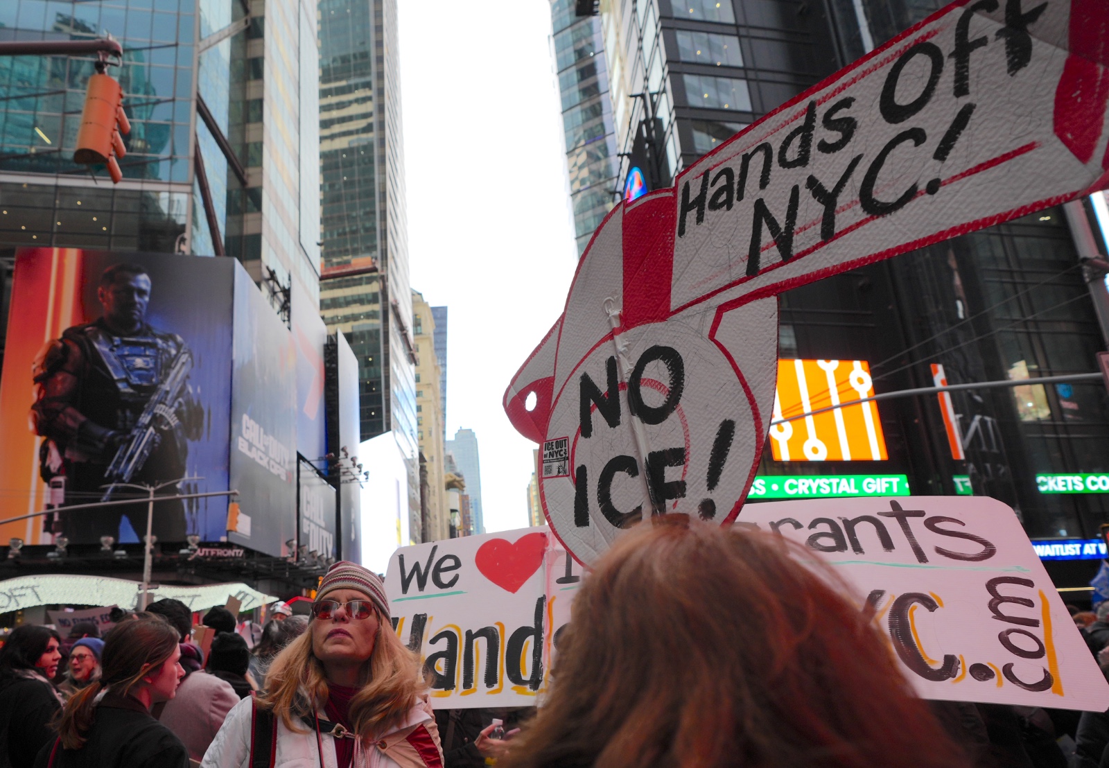 ABD’de ICE protestoları sürüyor: Binlerce kişi New York’ta yürüdü