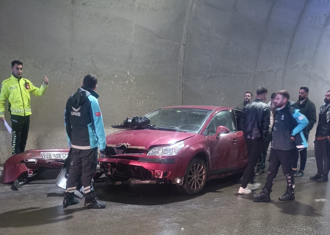 Şırnak’ta 3 aracın karıştığı kazada 1 kişi hayatını kaybetti, 7 kişi yaralandı