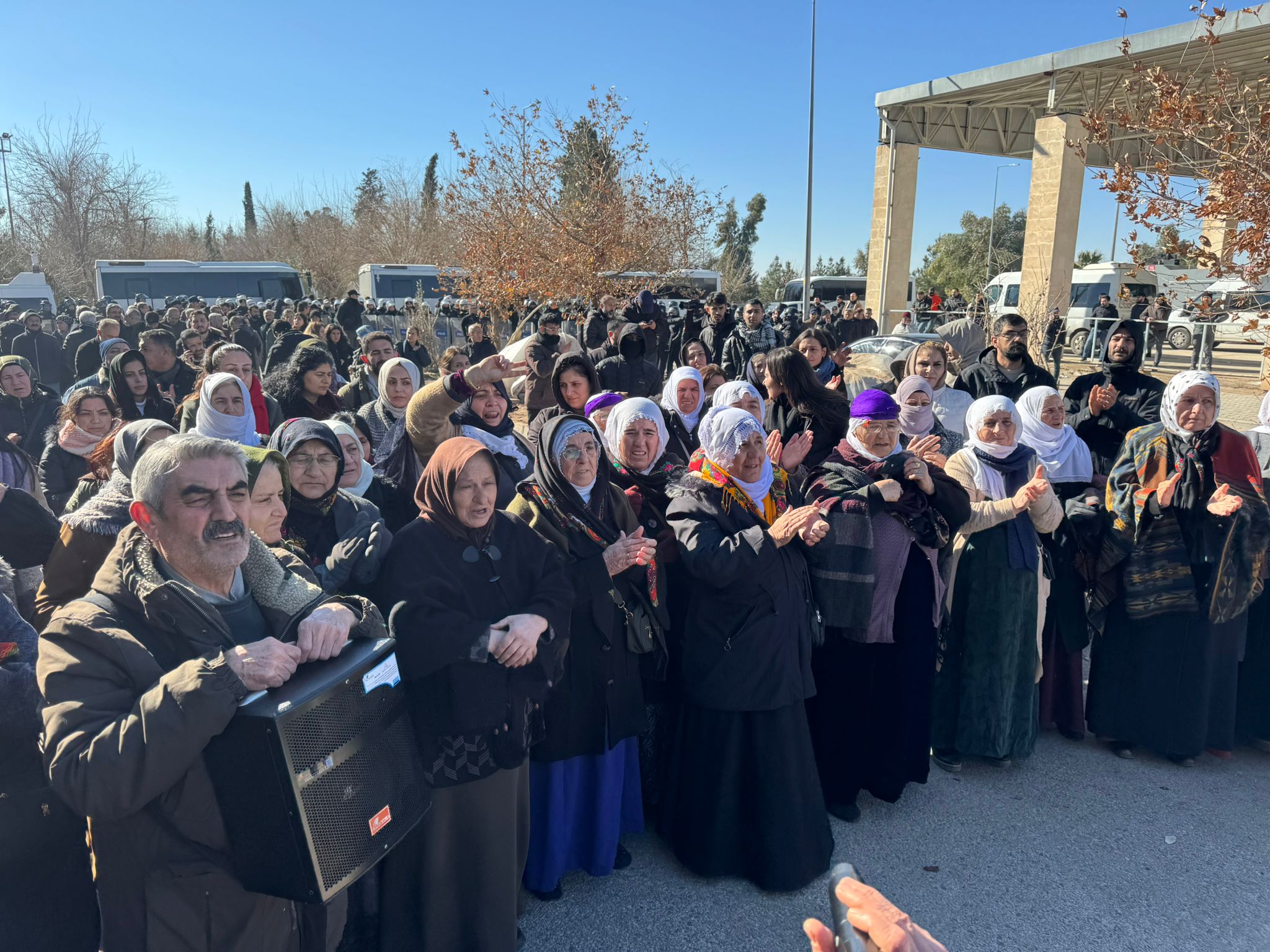 Nusaybin’de nöbet 2’inci gününde: Kamışlo sınırına yürüyüş düzenlenecek