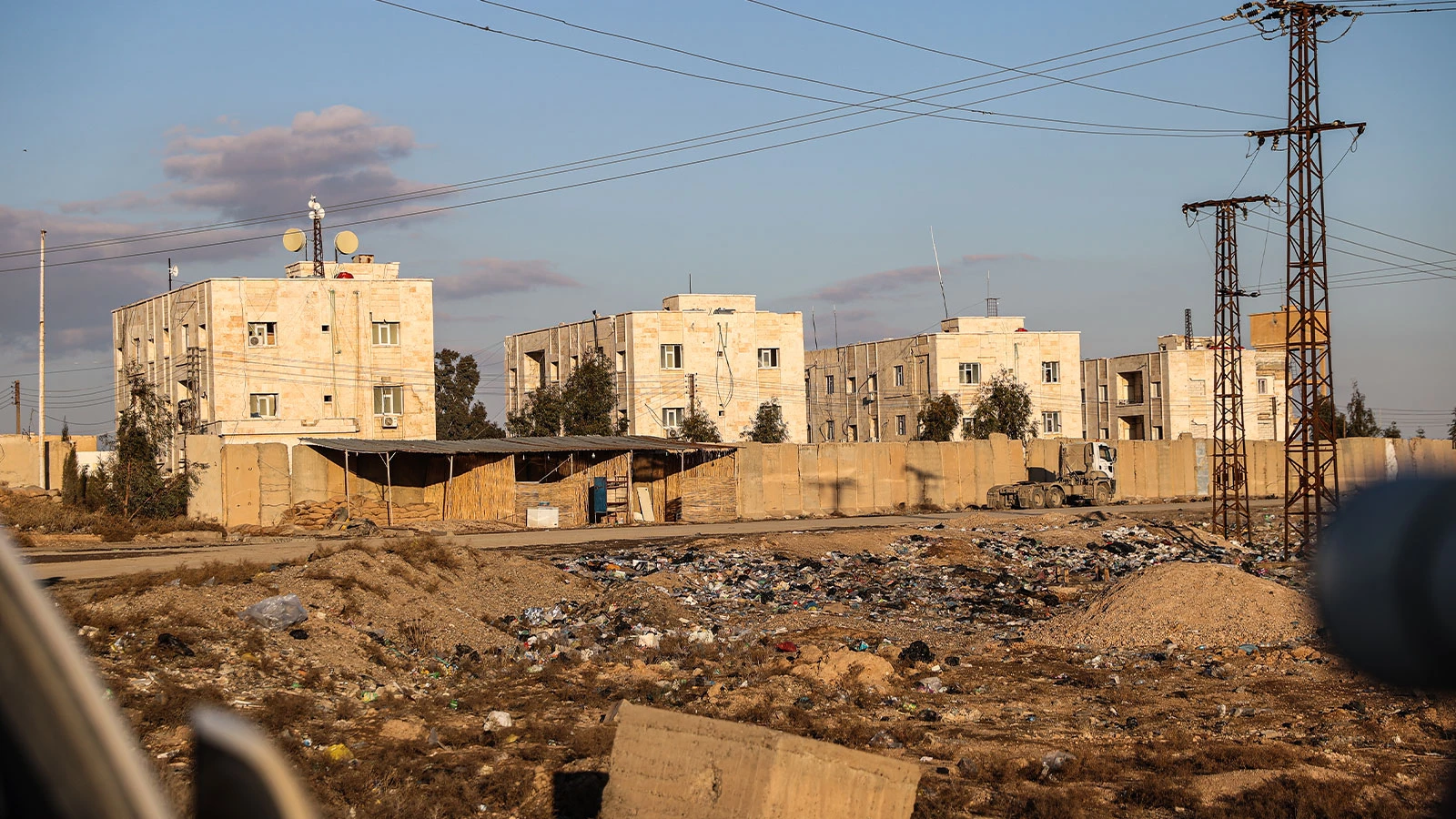 Suriye’den Irak’a IŞİD transferi: 475 isim arasında ‘en tehlikeli kadrolar’ da var