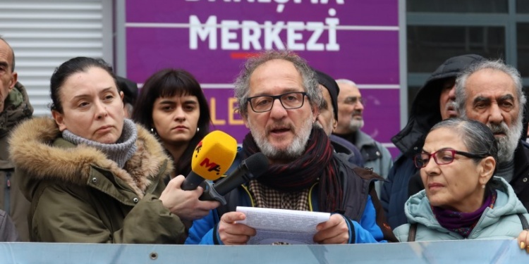 3 kentte hasta mahpusların tahliyesi talep edildi