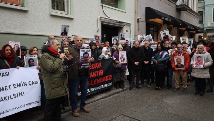 Üç kentte ağır hasta tutuklular için ‘acil’ tahliye çağrısı