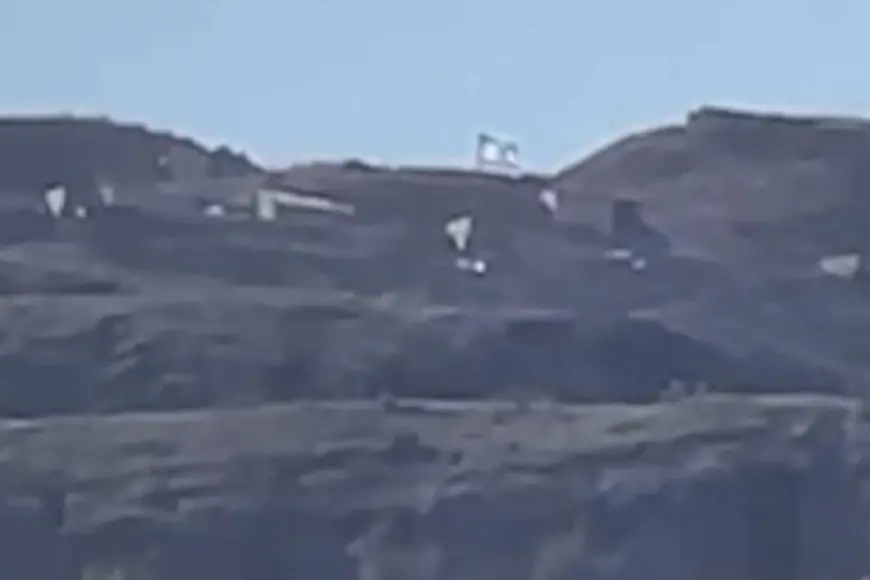 İsrail ordusu Suriye topraklarına bayrak dikti