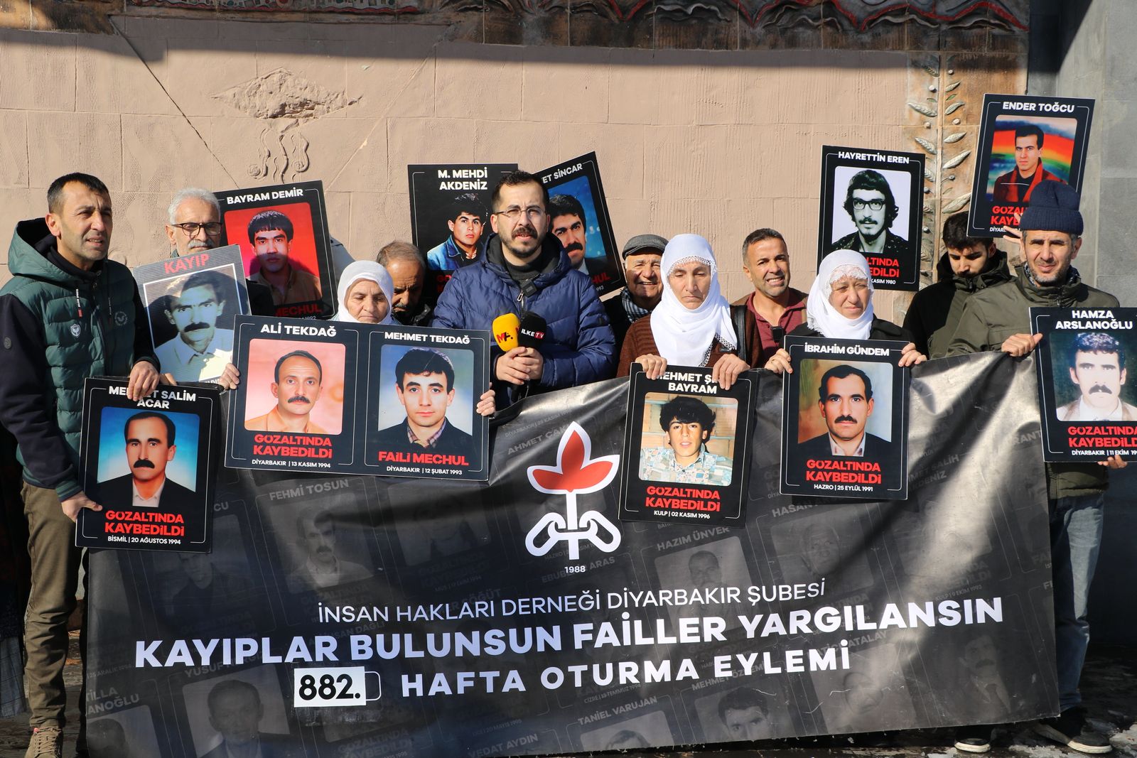 Kayıp yakınları ve İHD, Diyarbakır, Batman ve Hakkari’de eylemdeydi: Kayıpların akıbeti soruldu