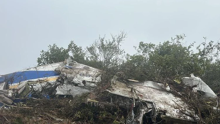 Kolombiya’da uçak kazası: 15 kişi hayatını kaybetti