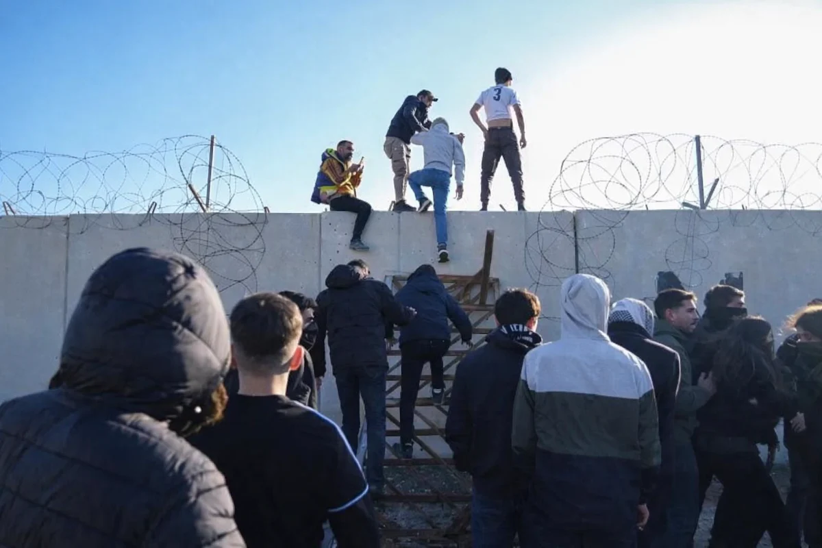 Kuzey ve Doğu Suriye protestolarına sert müdahale: Şiddet ve kötü muamele iddiaları