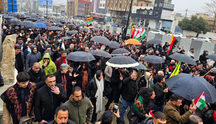 Süleymaniye’de Halep’teki saldırılara dikkat çekmek için destek yürüyüşü