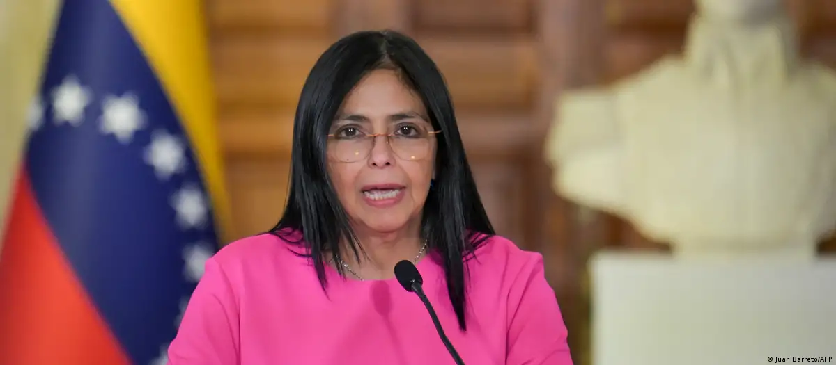 Maduro’nun yardımcısı Delcy Rodriguez göreve başladı