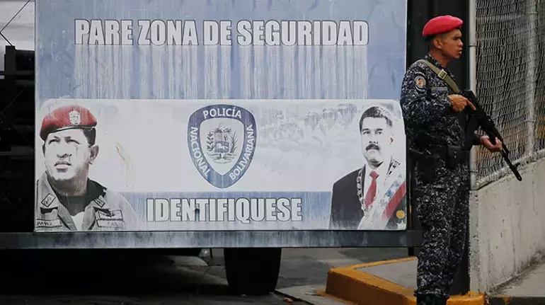 Chavez dönemi ideolojisi Bolivarcılık ve Venezuela