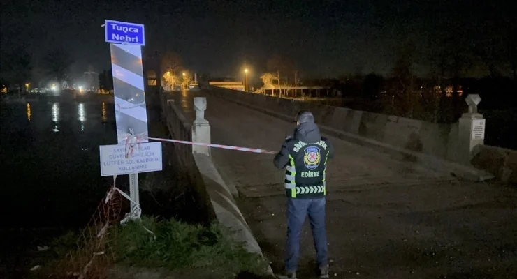Edirne’de Tunca Köprüsü trafiğe kapatıldı