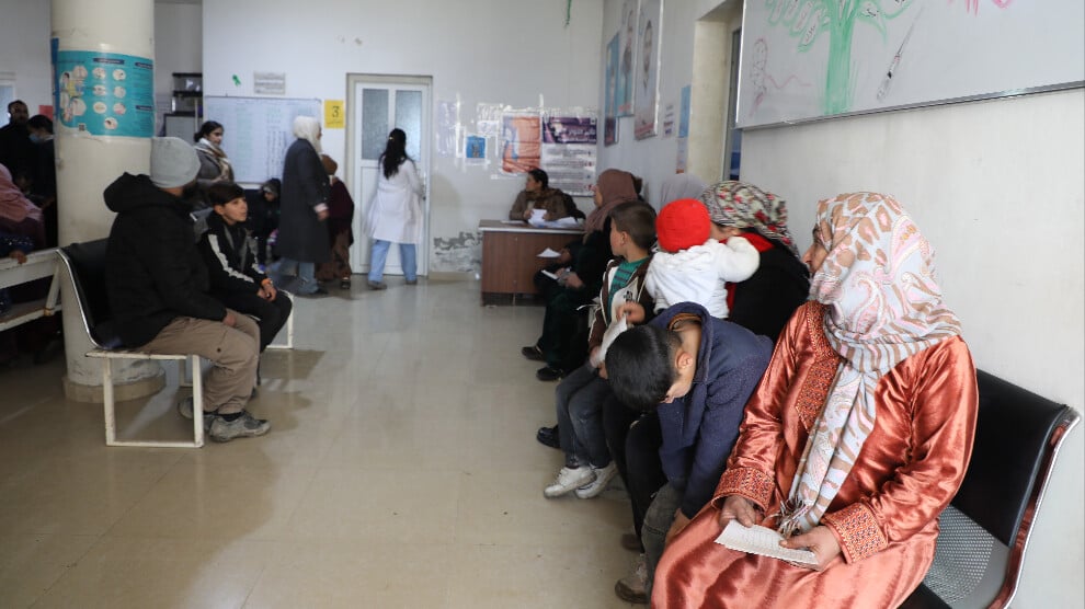 Kobani’de kuşatma 21. gününde: Stoklar tükeniyor, ilaç kalmadı