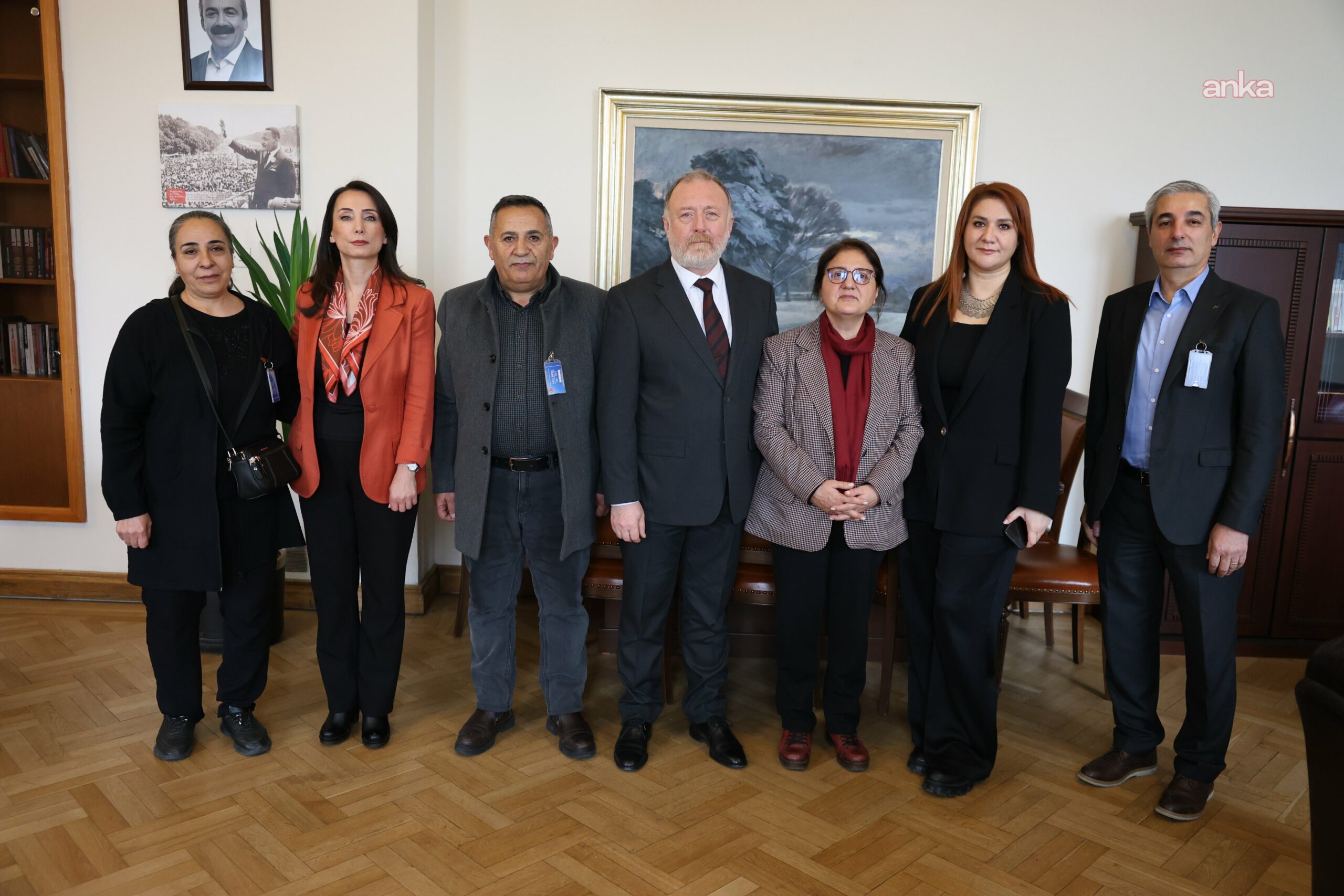 İliç’teki maden katliamında hayatını kaybeden işçinin ailesi siyasi partilerle görüştü