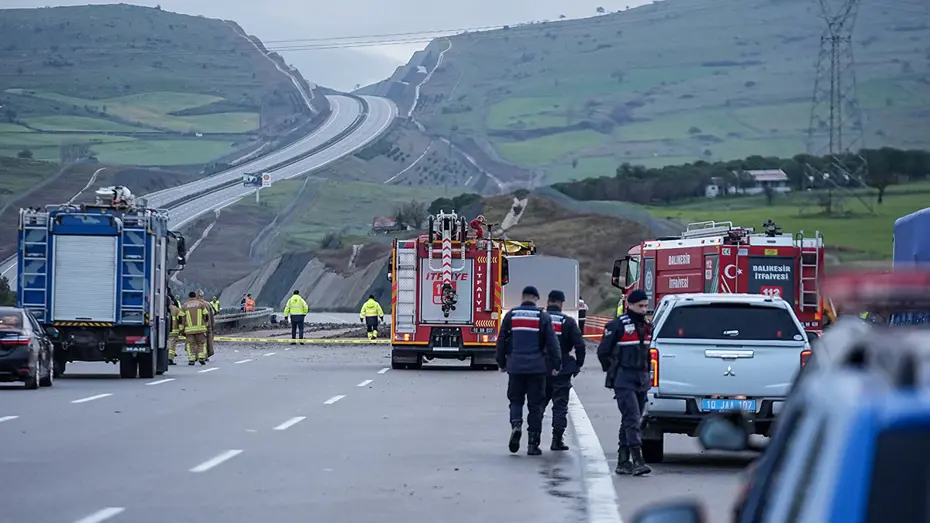 Balıkesir’de F-16 savaş uçağı düştü: Pilot hayatını kaybetti, soruşturma başlatıldı