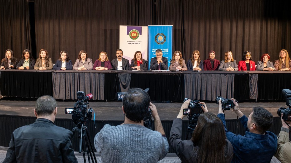 Diyarbakır Barosu ile belediyeler protokol imzaladı: Kadınlara adli yardım sağlanacak