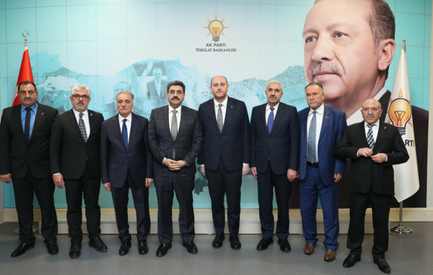 Kayapınar ve Çınar: Diyarbakır’da AK Parti’nin 2 ilçe başkanı görevden alındı