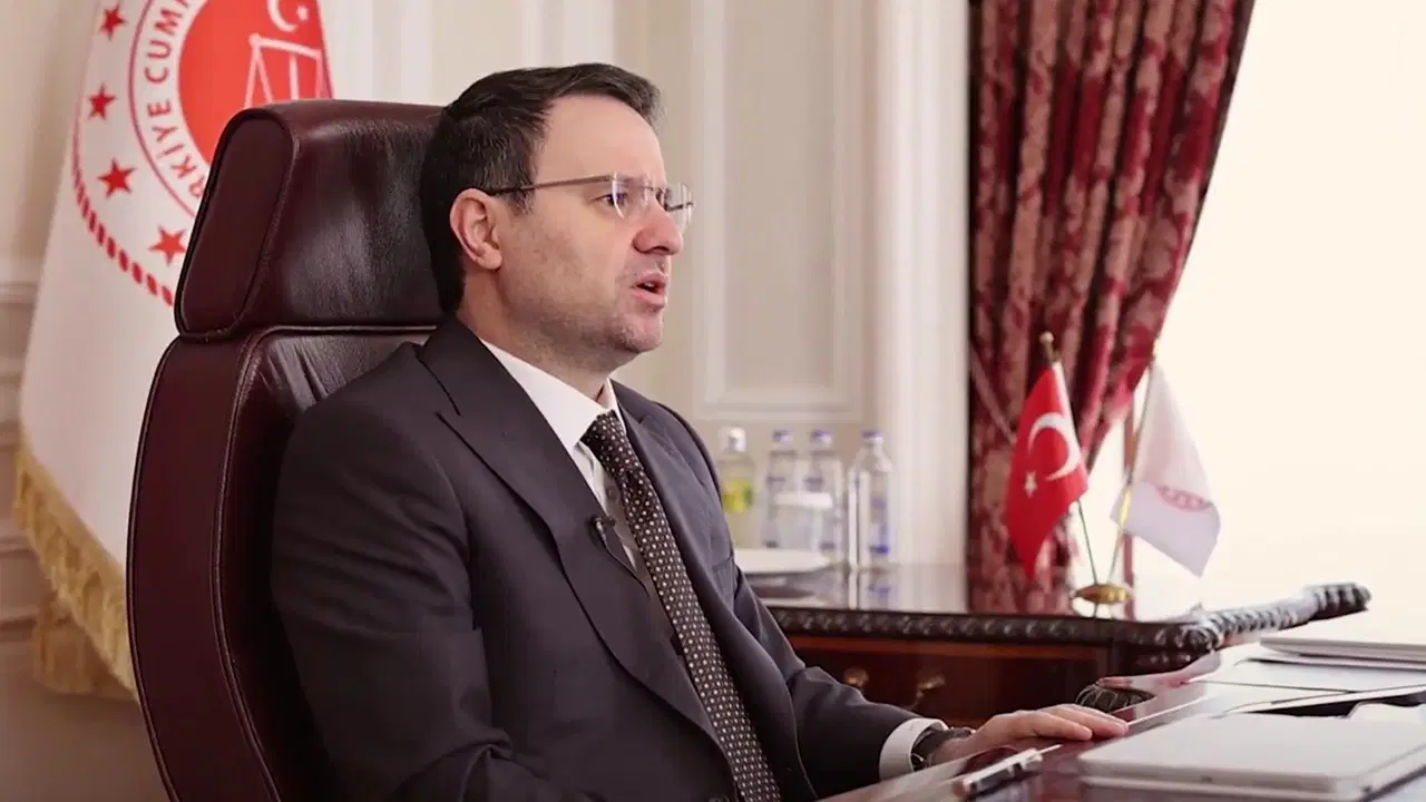 Akın Gürlek hakim, savcı ve avukatlara seslendi: ‘Birlikte daha adil bir gelecek inşa edeceğiz’