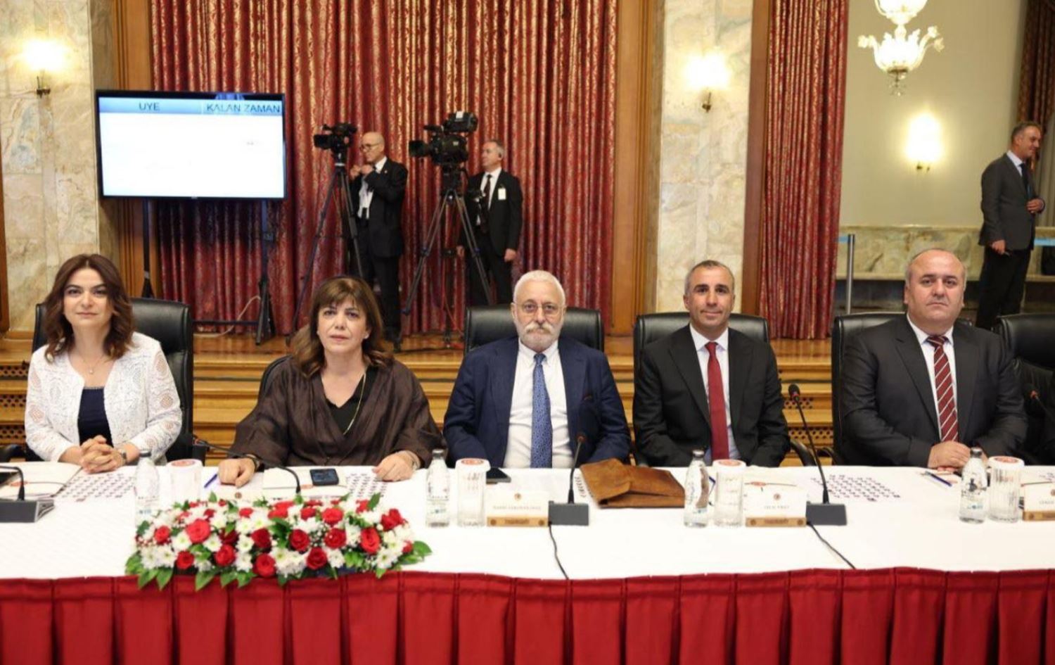 DEM Partili üyeler komisyonda konuştu: Kürt halkı ve Kürt meselesi vardır