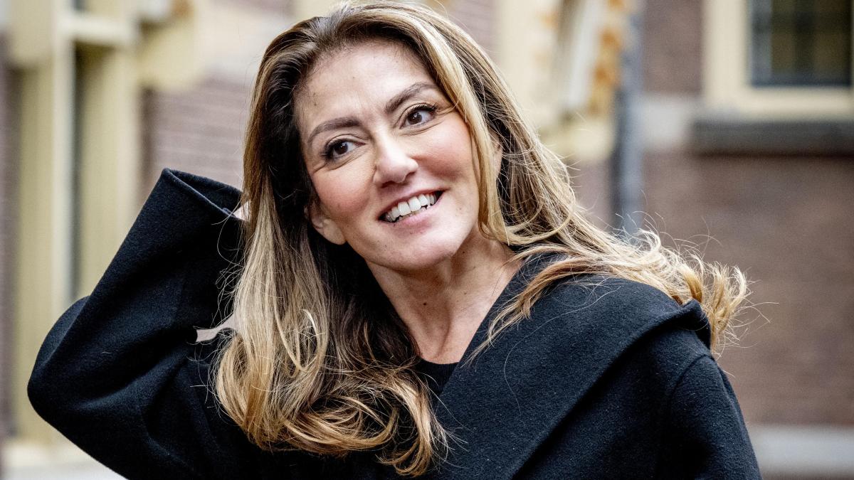 Hollanda’da yeni Başbakan Yardımcısı ve Savunma Bakanı Dilan Yeşilgöz oldu