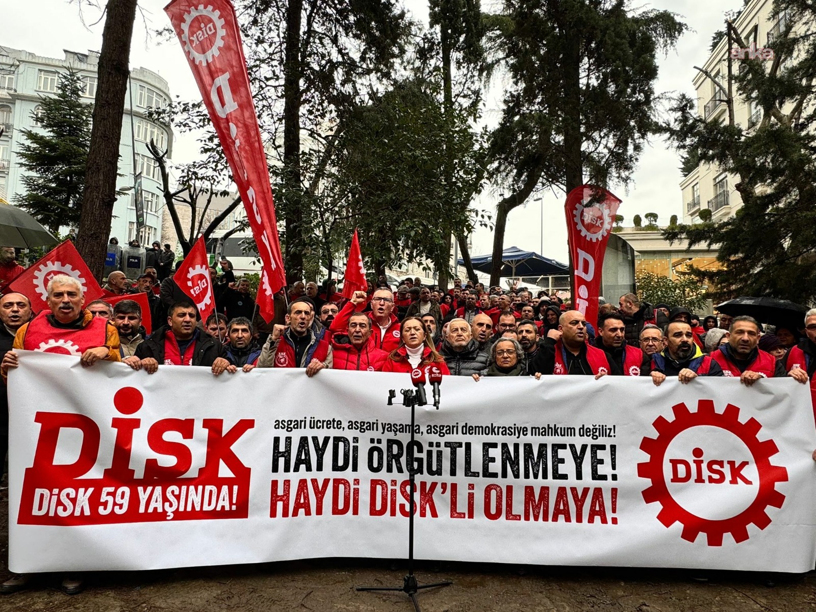 DİSK’in 59. yılı | Çerkezoğlu: İşçi sınıfı ne kadar örgütlü ise demokrasiye o kadar sahip çıkabilir