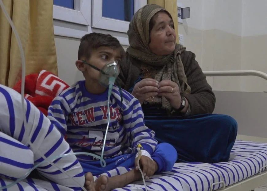 Yollar kapalı, ilaç yok: Kobani’de bir çocuk daha hayatını kaybetti