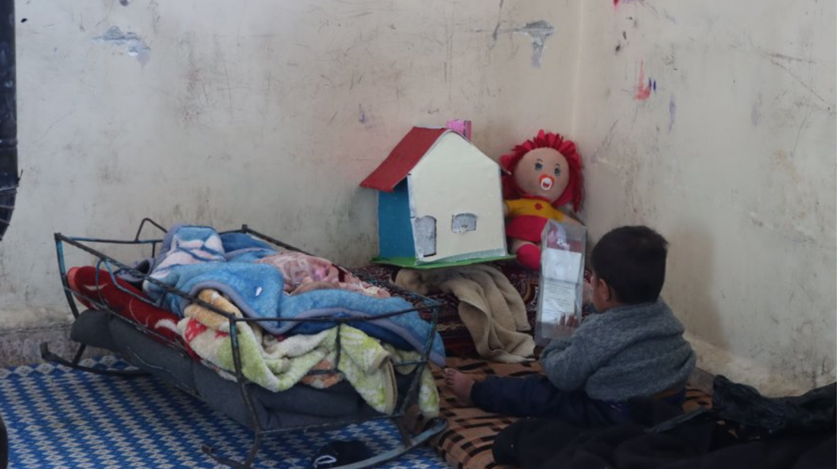 Dr. Şevin Begi: Kobani’de ilaçsızlık nedeniyle en az 3 çocuk yaşamını yitirdi