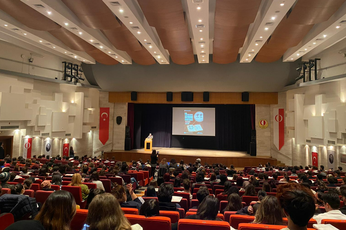 19’uncu Aykut Kence Evrim Konferansı’nda ilk gün sona erdi