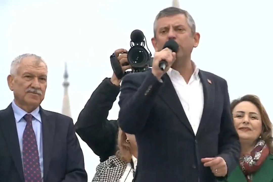 Özgür Özel, İmamoğlu’na yeni açılan ‘makam aracı’ davasını duyurdu