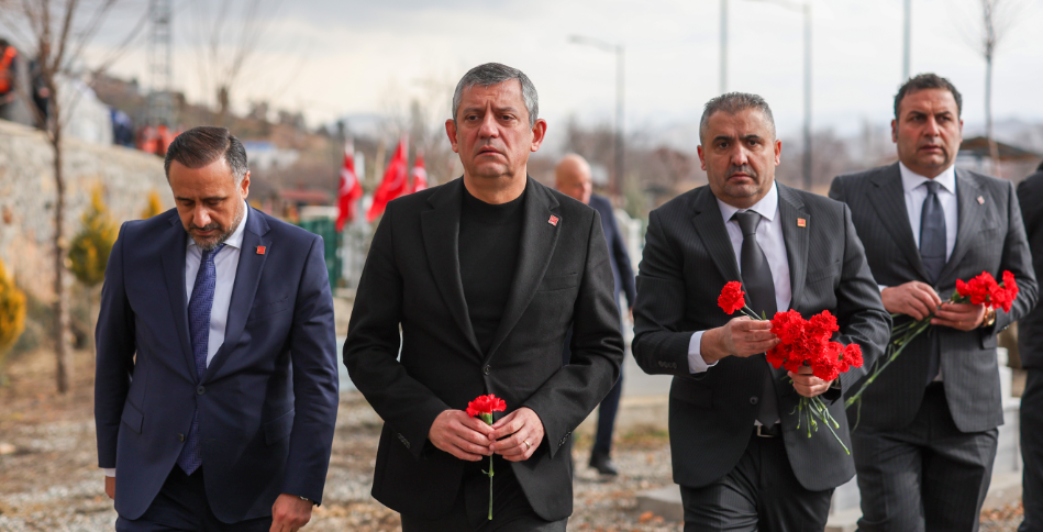 Özgür Özel: Deprem konutlarından ‘faiz almayacağız’ de ağız dolusu teşekkür edeceğim