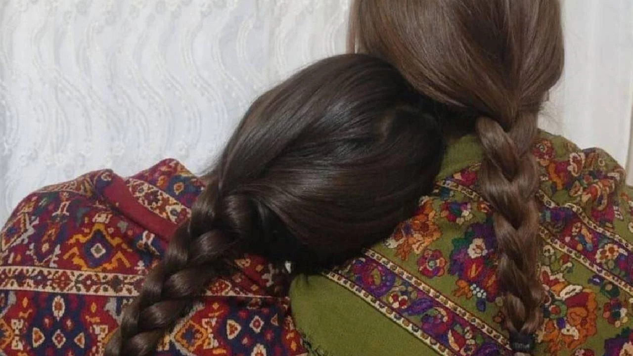 Saç örgüsü videosu nedeniyle tutuklanan çocuğun iddianamesi kabul edildi