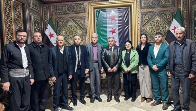 Serêkaniyê’de yerinden edilenler ‘geri dönüş’ için Hasekê Valisi’ni ziyaret etti