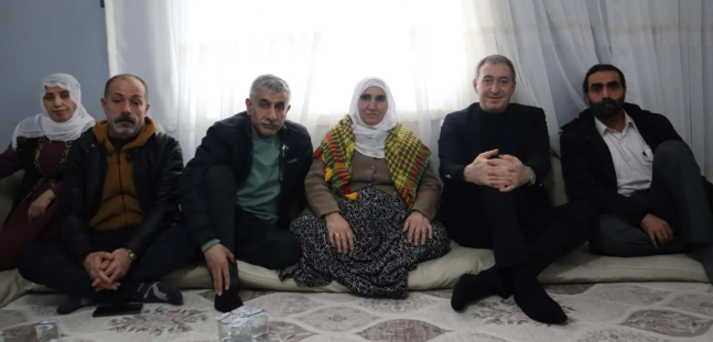 Bakırhan, 31 yıl sonra tahliye edilen Kamuran Taş, Eren Yıldız ve İdris Başaran’ı ziyaret etti