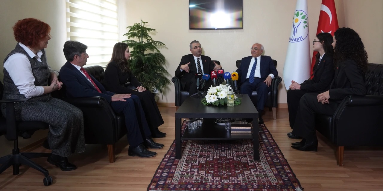 CHP-DEM Parti bayramlaşması: Ana gündem ‘siyasi tutuklular’