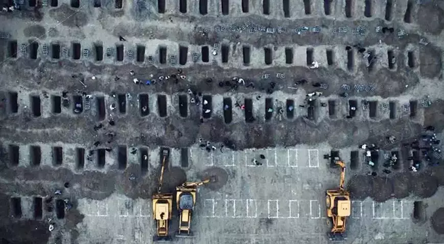 İran: ABD-İsrail’in saldırılarında hayatını kaybeden 165 öğrenci için cenaze töreni