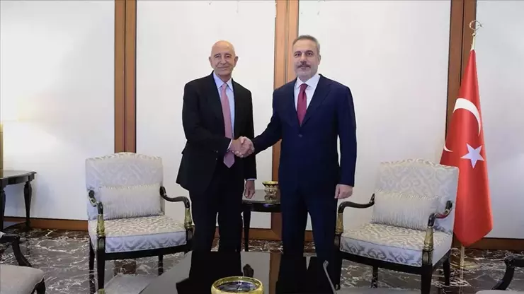Hakan Fidan, Tom Barrack’la görüştü