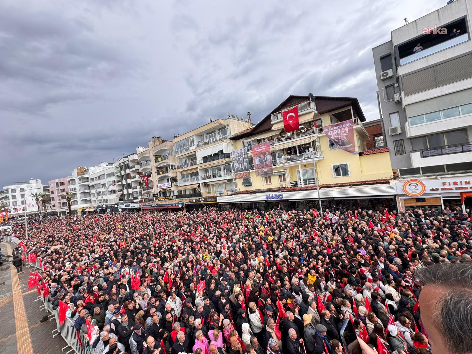 CHP’nin 101’inci mitingi Kuşadası’nda | Özgür Özel: Darbeciler sokaklardan korkar
