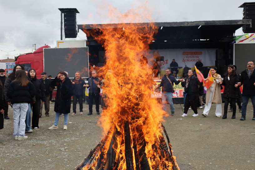 Newroz operasyonları: İstanbul’da 8 kişi tutuklandı