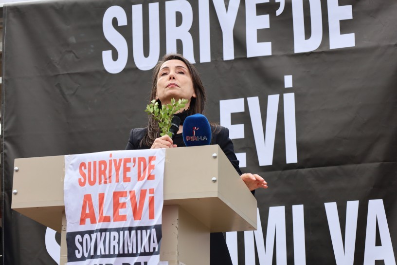 Tülay Hatimoğulları: Aleviler diz çökmedi, Suriye halkları da çökmeyecek