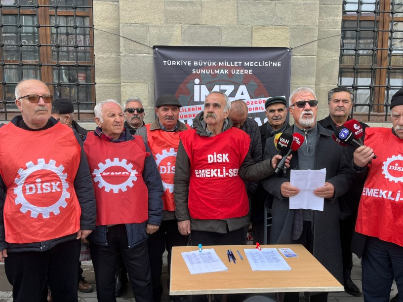 Van’da emeklilerden imza kampanyası