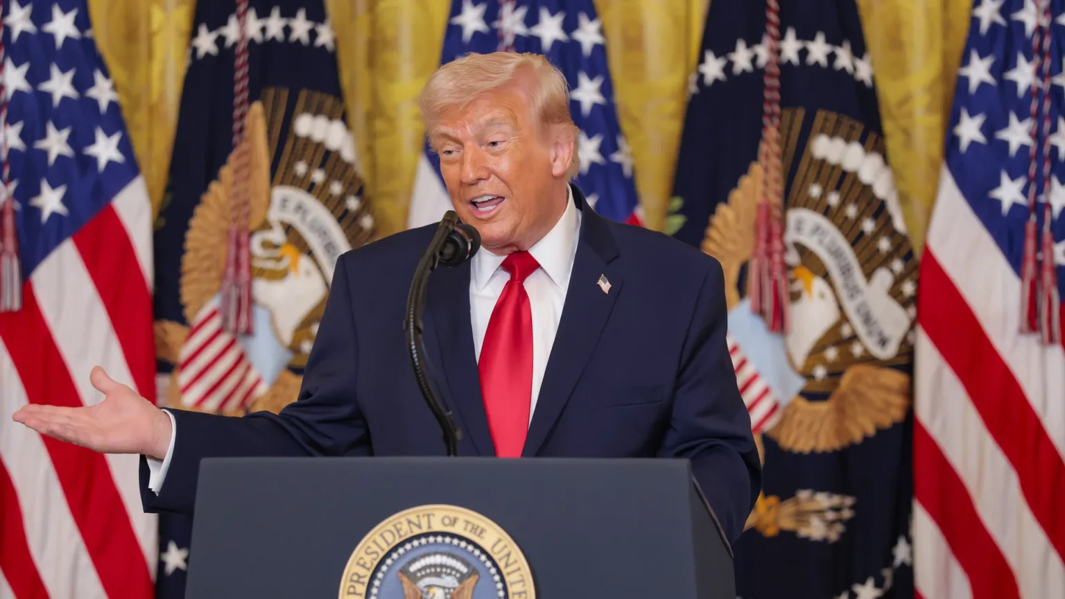 Axios | Trump’tan G7 liderlerine: İran teslim olmak üzere