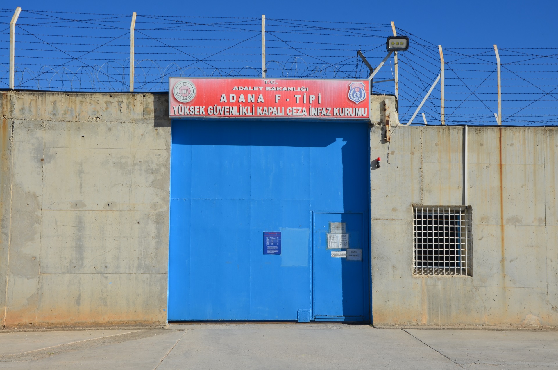 DEM Parti’li Ömer Öcalan’dan Meclis’e başvuru: Adana F Tipi’nde verem teşhisi konan 4 tutuklu için inceleme talebi